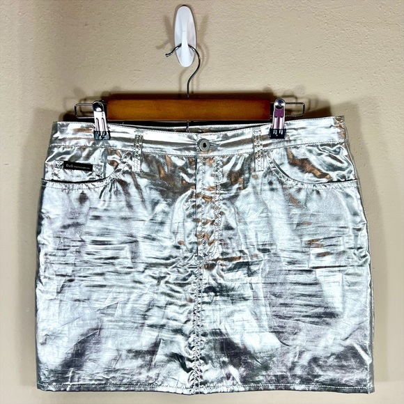 Dolce & Gabbana Metallic Silver Leather Mini Skirt - Picture 1 of 10